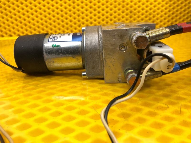 Электропривод багажника Volkswagen Phaeton 2005 3D2