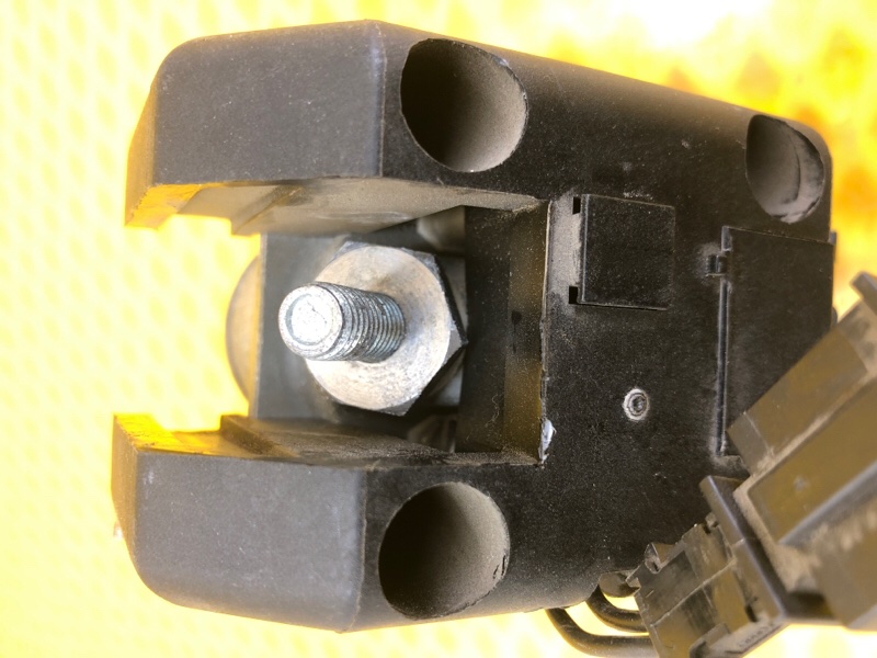 Пиропатрон аккумулятора Volkswagen Phaeton 2005 3D2