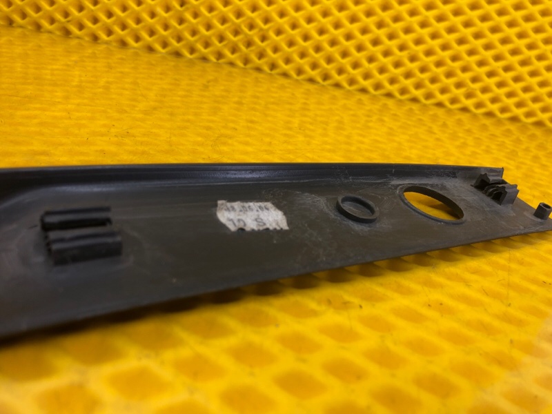 Накладка крышки багажника Volkswagen Phaeton 2005 3D2