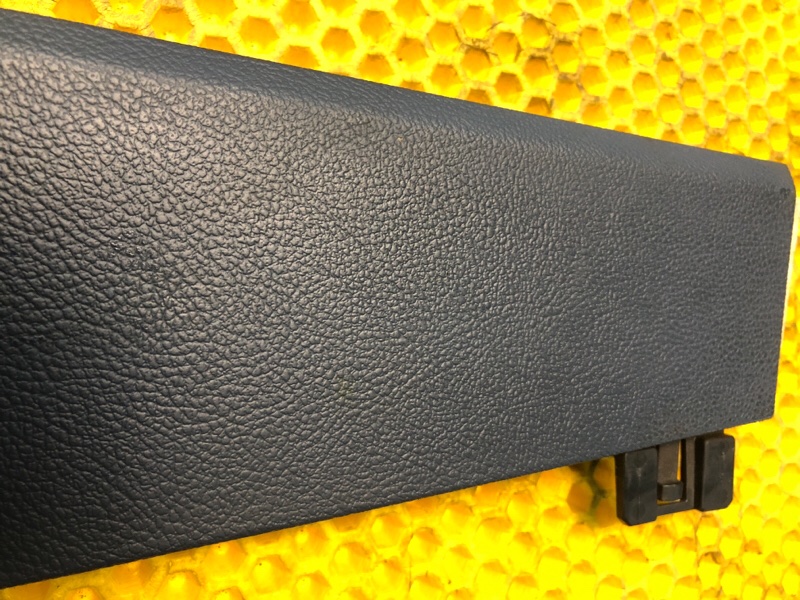 Накладка центральной консоли Volkswagen Phaeton 2005 3D2