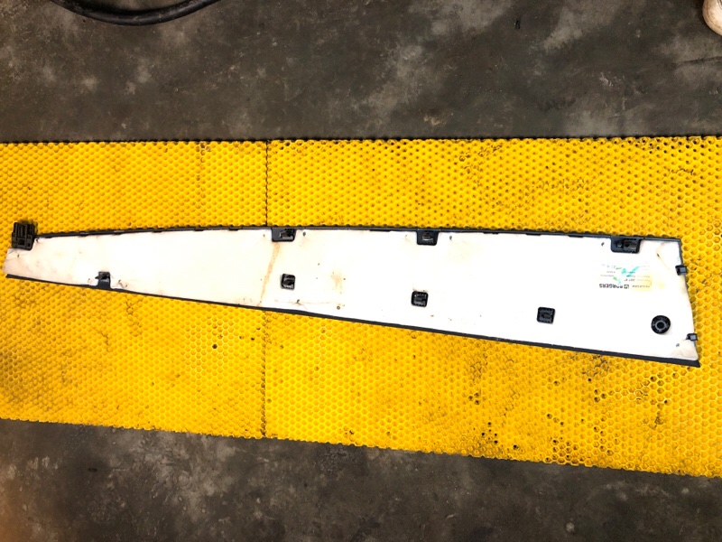 Накладка центральной консоли Volkswagen Phaeton 2005 3D2