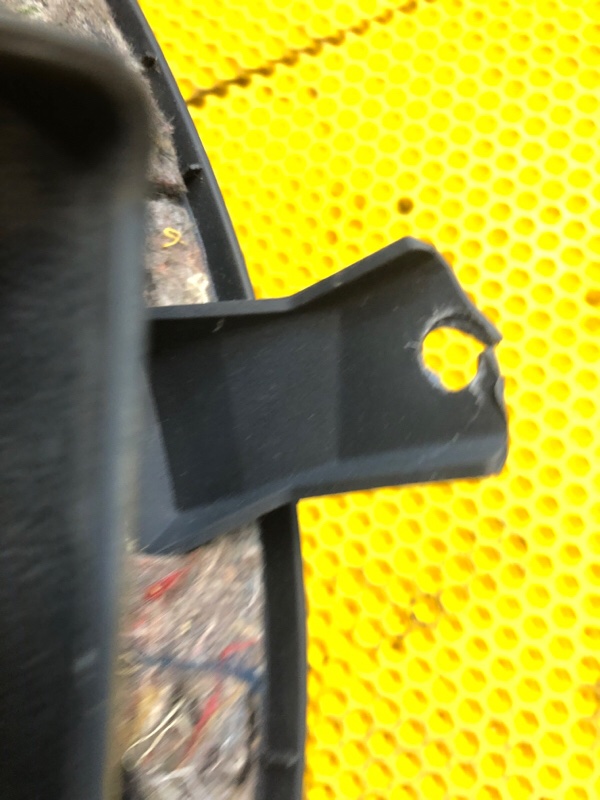 Накладка порога внутренняя левая Volkswagen Phaeton 2005 3D2