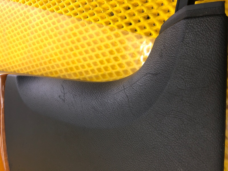 Накладка центральной стойки правая Volkswagen Phaeton 2005 3D2