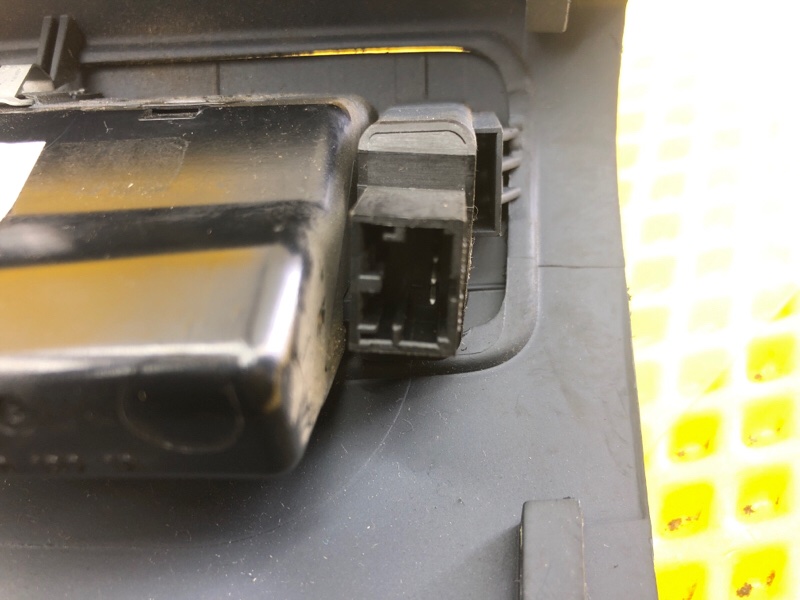 Накладка центральной стойки правая Volkswagen Phaeton 2005 3D2