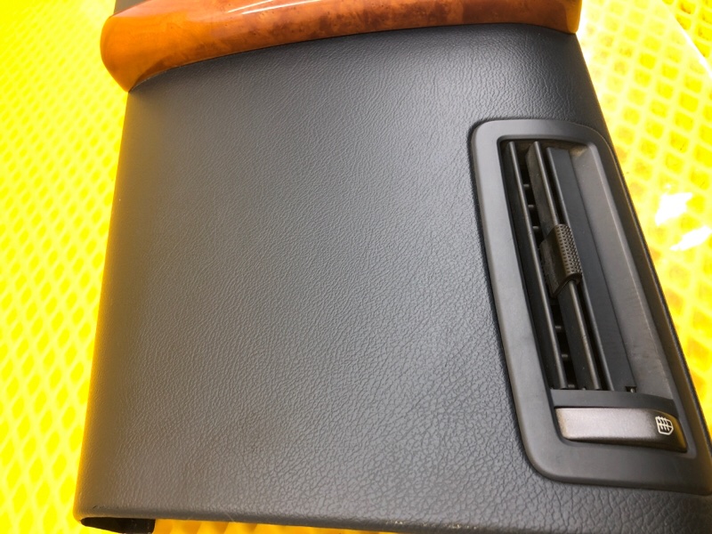 Накладка центральной консоли Volkswagen Phaeton 2005 3D2