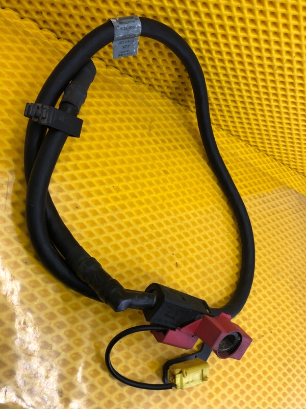 Клемма аккумуляторная + Volkswagen Phaeton 2005 3D2