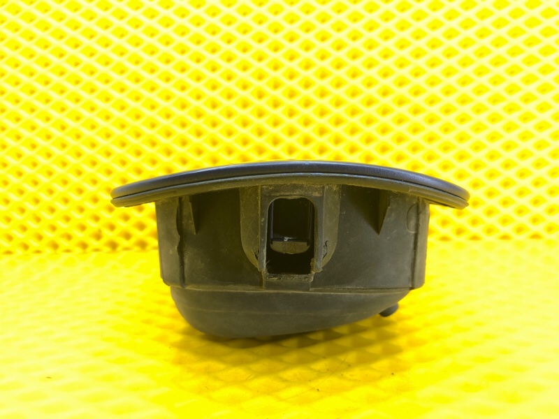 Лючок бензобака Volkswagen Phaeton 2005 3D2