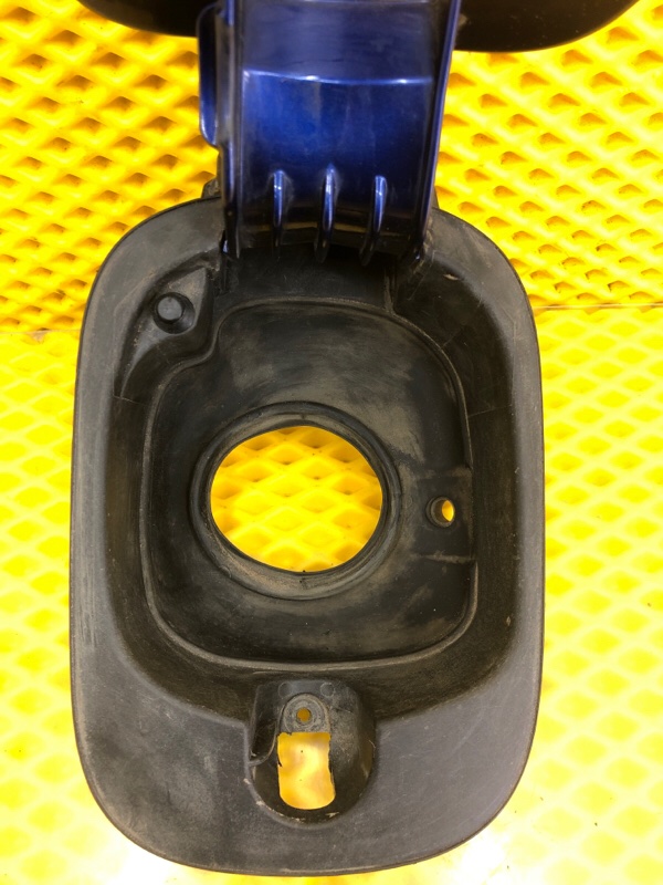 Лючок бензобака Volkswagen Phaeton 2005 3D2