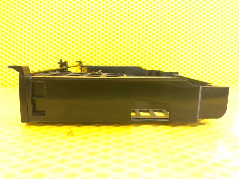 Кронштейн Volkswagen Phaeton 2005 3D2