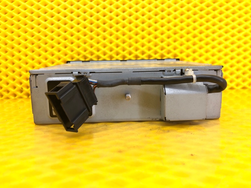 CD-Чейнджер Volkswagen Phaeton 2005 3D2