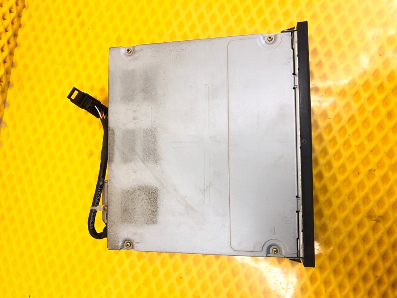 CD-Чейнджер Volkswagen Phaeton 2005 3D2