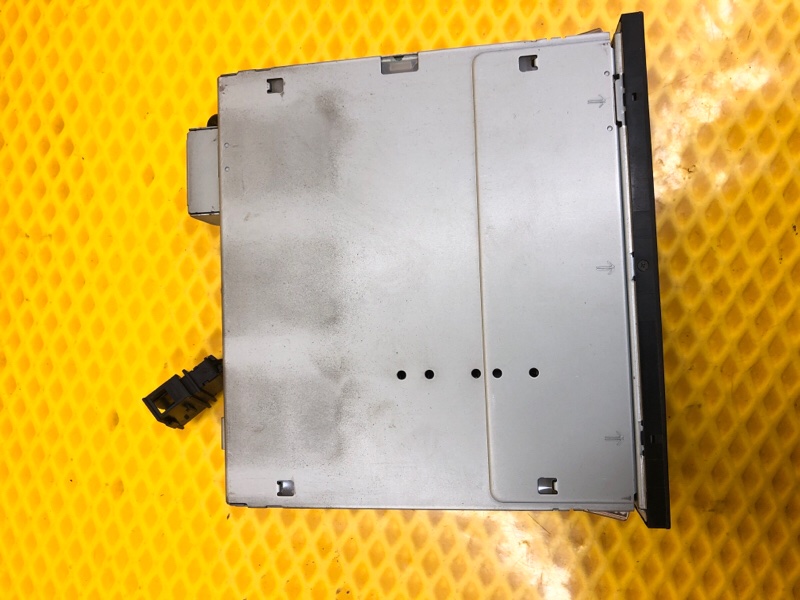 CD-Чейнджер Volkswagen Phaeton 2005 3D2