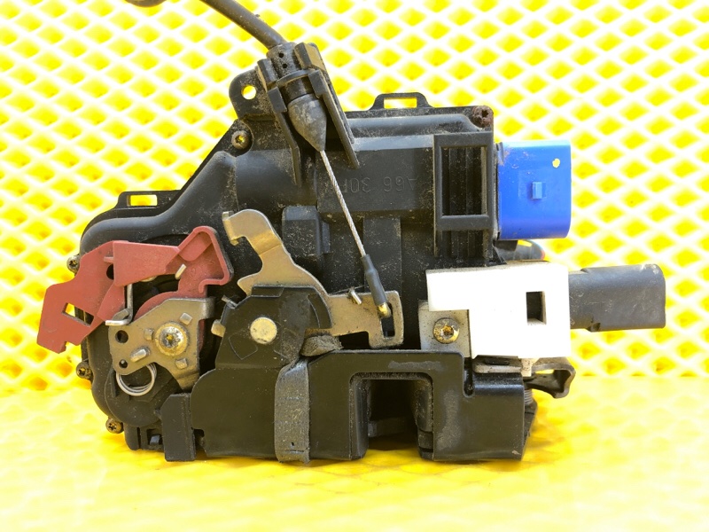 Замок двери передней левой Volkswagen Phaeton 2005 3D2