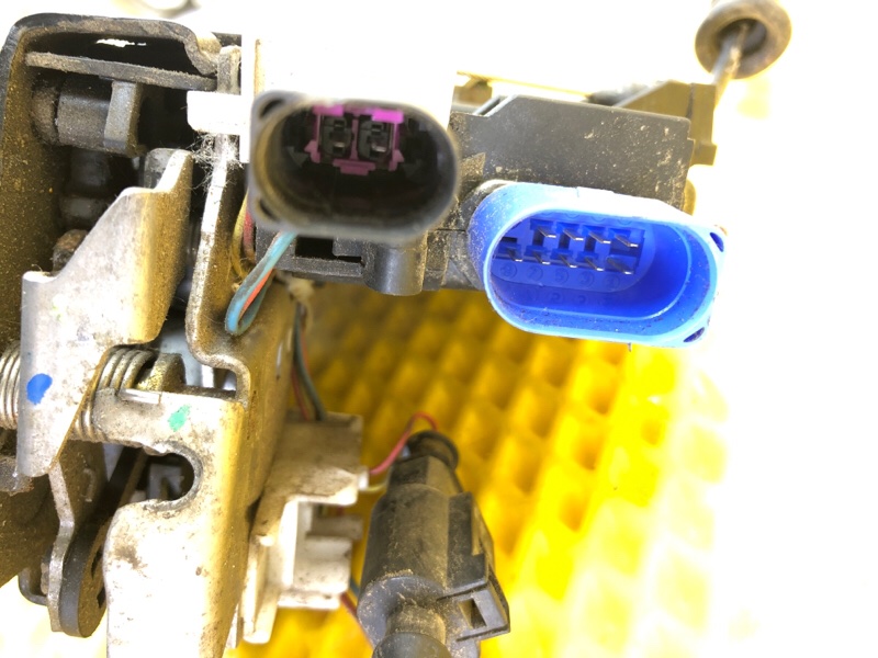 Замок двери передней левой Volkswagen Phaeton 2005 3D2