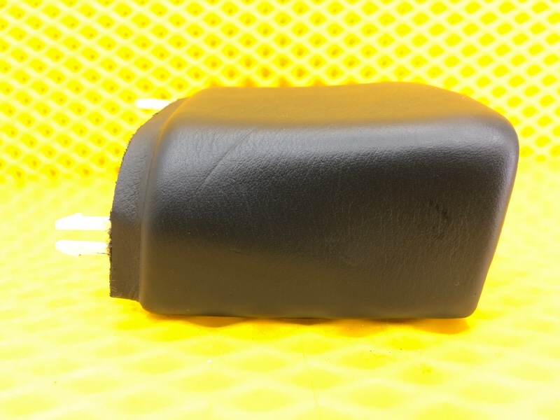 Обшивка центральной стойки правая Volkswagen Phaeton 2005 3D2