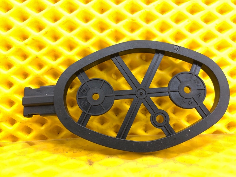 Антенна Volkswagen Phaeton 2005 3D2