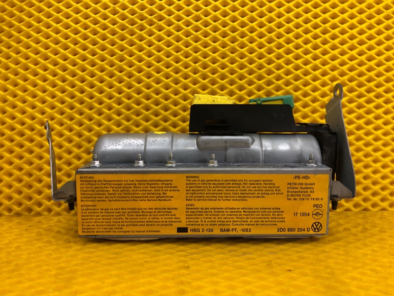 Подушка безопасности пассажира Volkswagen Phaeton 2005 3D2