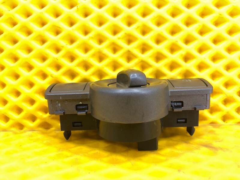 Блок управления светом Volkswagen Phaeton 2005 3D2