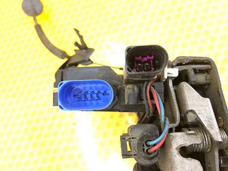 Замок двери Volkswagen Phaeton 2005 3D2