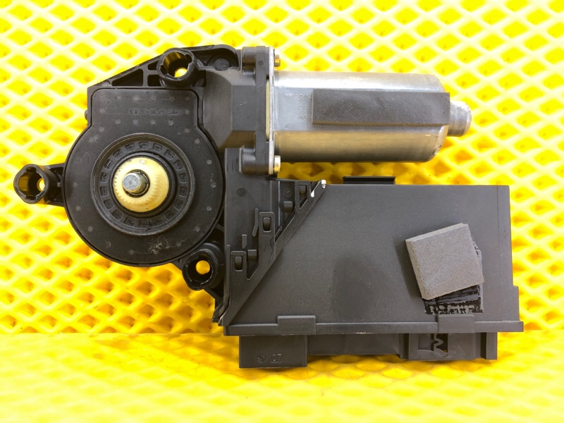 Моторчик стеклоподъемника Volkswagen Phaeton 2005 3D2