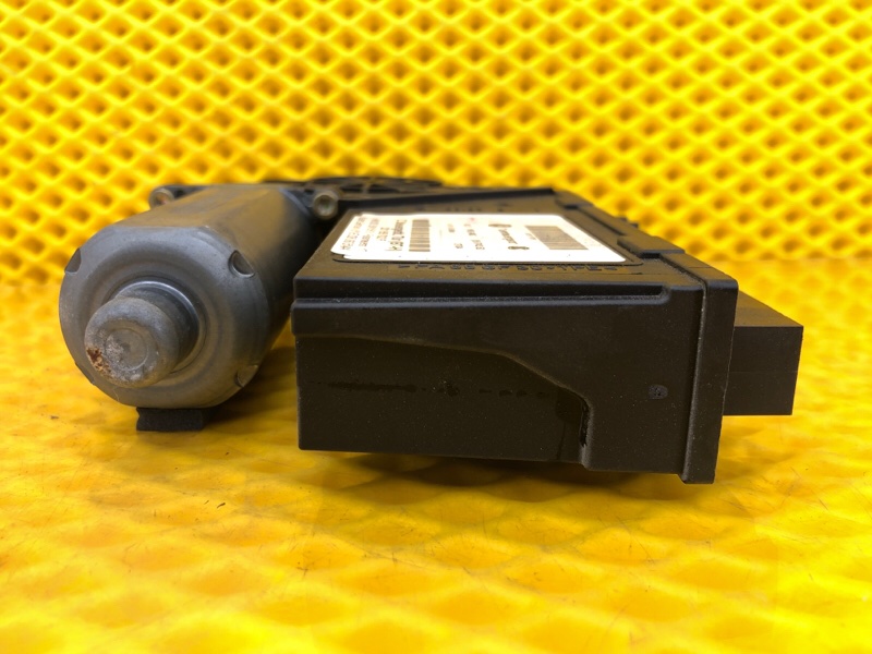 Моторчик стеклоподъемника Volkswagen Phaeton 2005 3D2