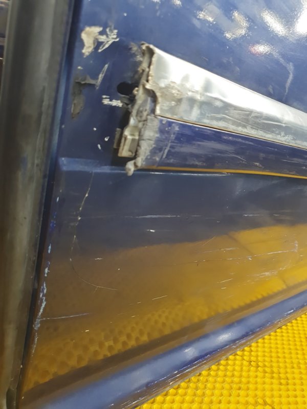 Дверь Volkswagen Phaeton 2005 3D2