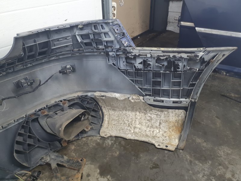 Бампер Volkswagen Phaeton 2005 3D2