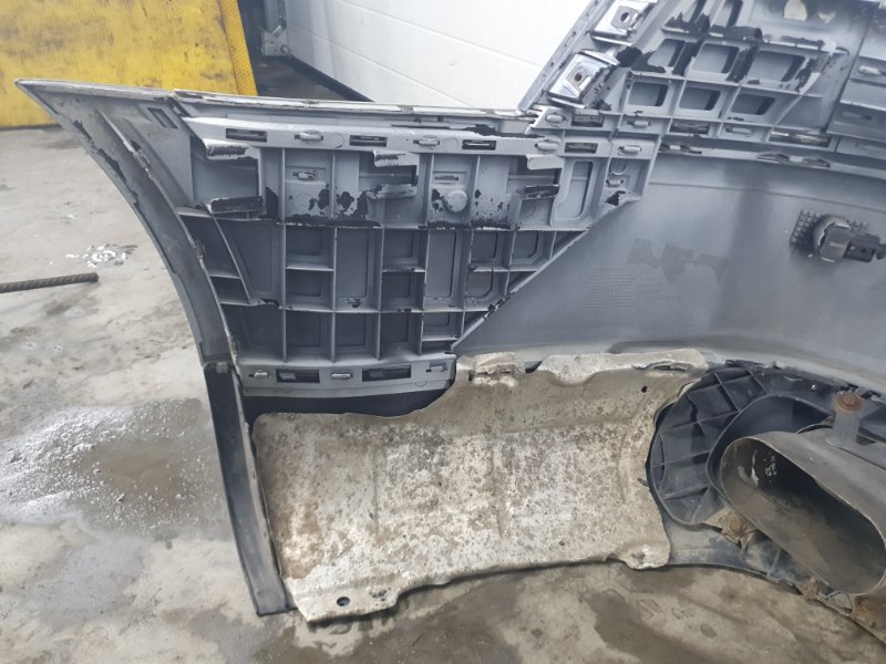 Бампер Volkswagen Phaeton 2005 3D2