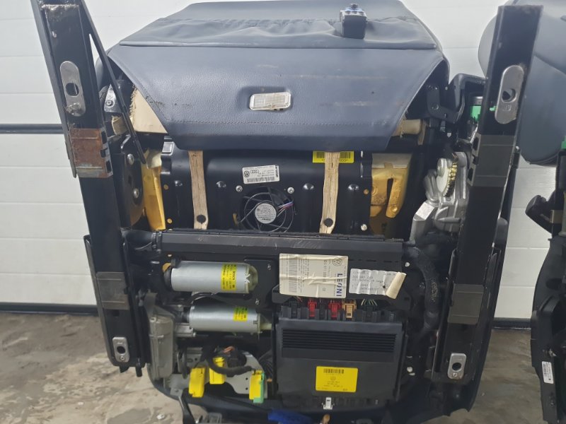 Сиденье Volkswagen Phaeton 2005 3D2