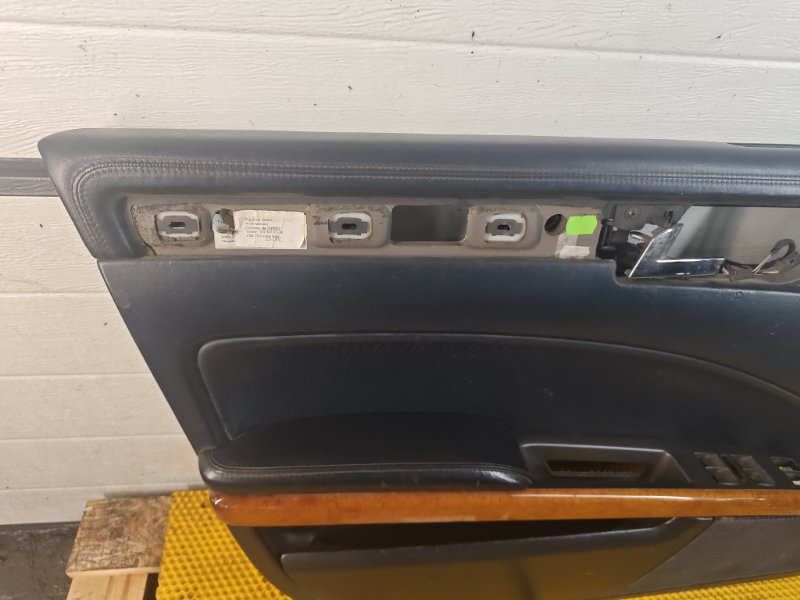 Обшивка двери (карта) Volkswagen Phaeton 2005 3D2