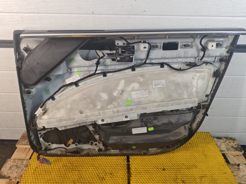 Обшивка двери (карта) Volkswagen Phaeton 2005 3D2