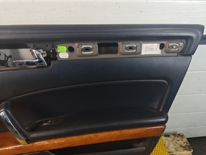 Обшивка двери (карта) Volkswagen Phaeton 2005 3D2