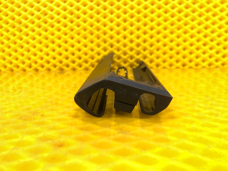 Накладка салазки сидения Volkswagen Phaeton 2005 3D2