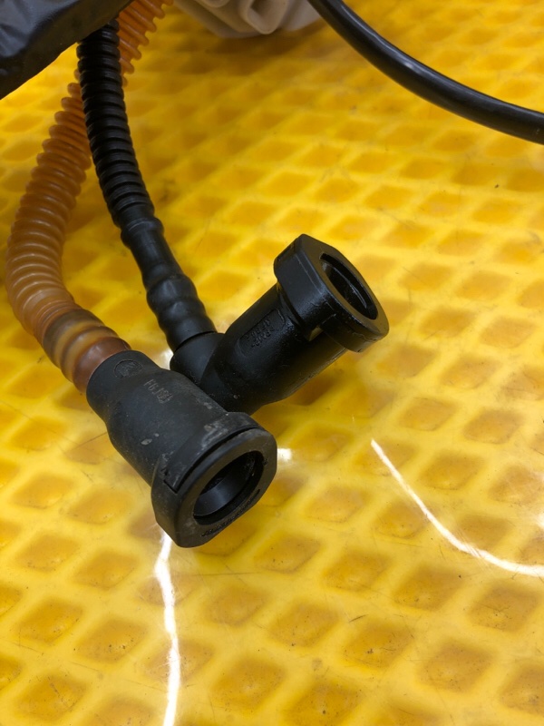 Бензонасос Volkswagen Phaeton 2005 3D2