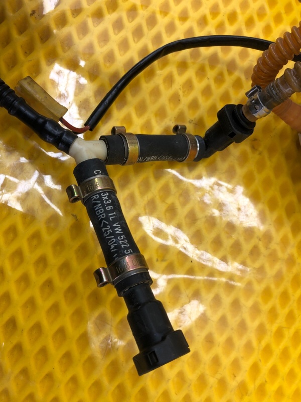 Бензонасос Volkswagen Phaeton 2005 3D2