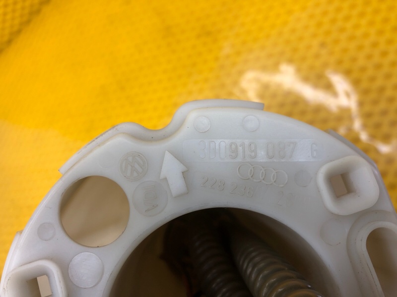 Бензонасос Volkswagen Phaeton 2005 3D2