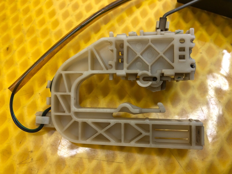 Датчик уровня топлива правый Volkswagen Phaeton 2005 3D2