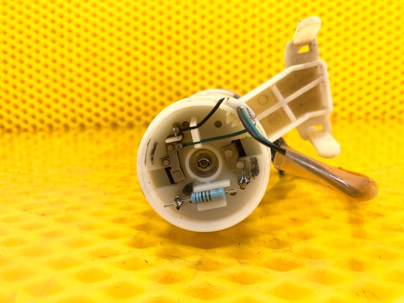 Датчик уровня топлива правый Volkswagen Phaeton 2005 3D2