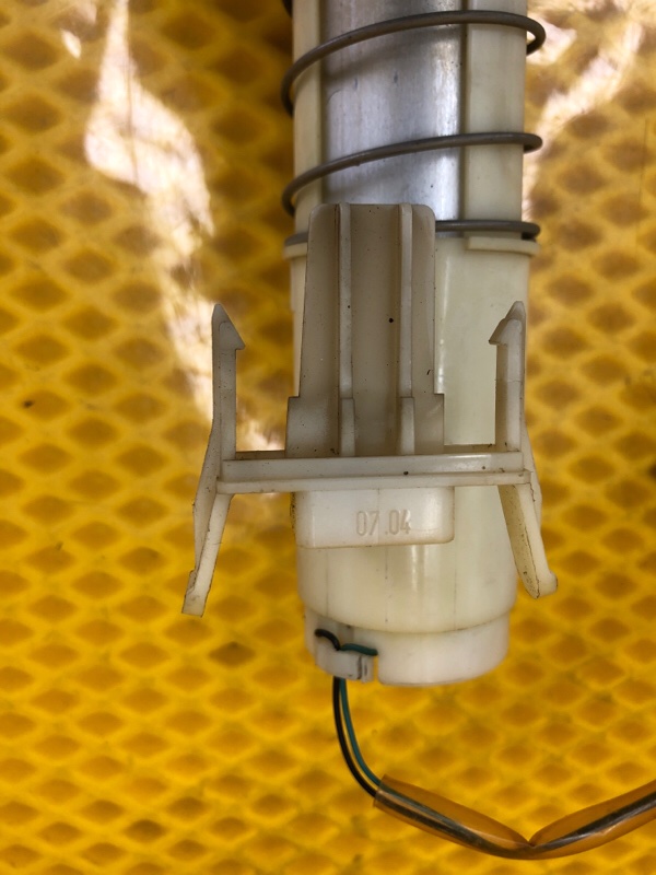 Датчик уровня топлива правый Volkswagen Phaeton 2005 3D2