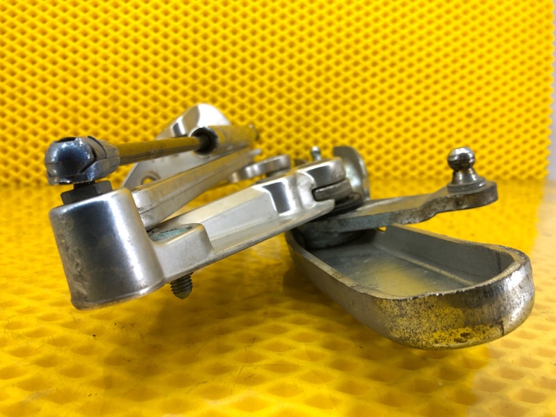 Петля крышки багажника левая Volkswagen Phaeton 2005 3D2