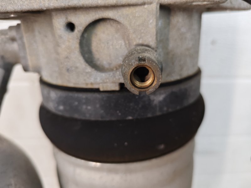 Пневмостойка , амортизатор Volkswagen Phaeton 2005 3D2