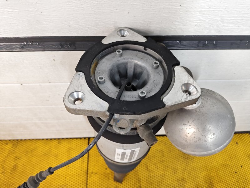 Пневмостойка , амортизатор Volkswagen Phaeton 2005 3D2