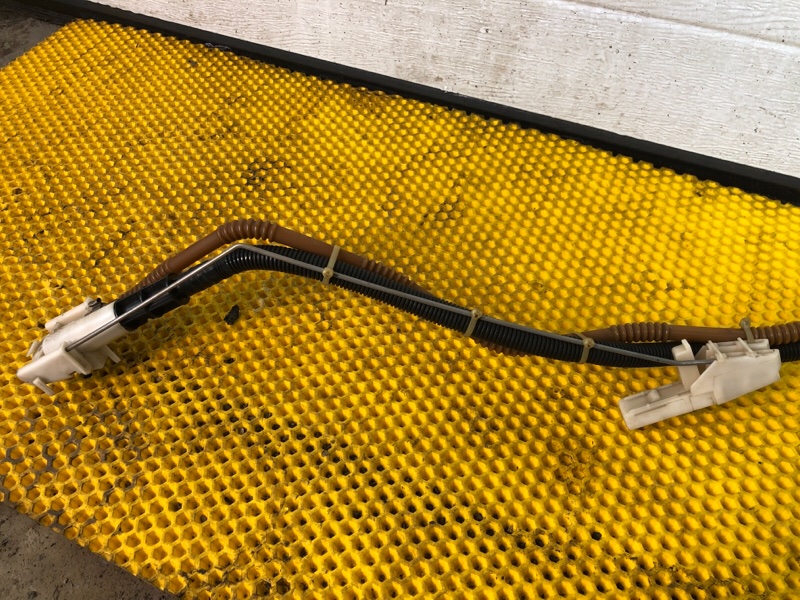 Трубка топливная Volkswagen Phaeton 2005 3D2