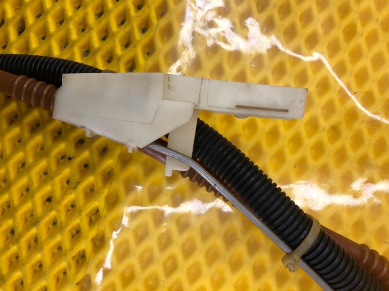 Трубка топливная Volkswagen Phaeton 2005 3D2