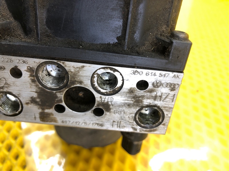 Блок АБС ABS Volkswagen Phaeton 2005 3D2