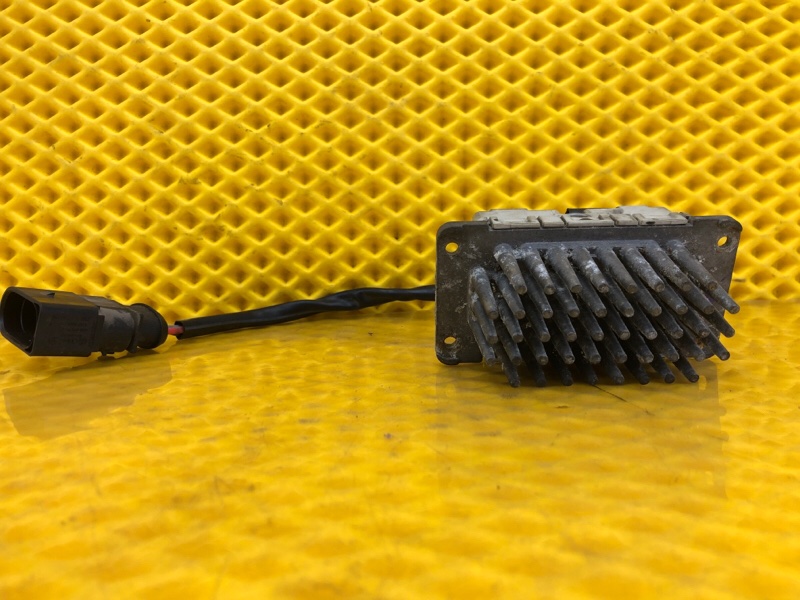 Резистор отопителя Volkswagen Phaeton 2005 3D2