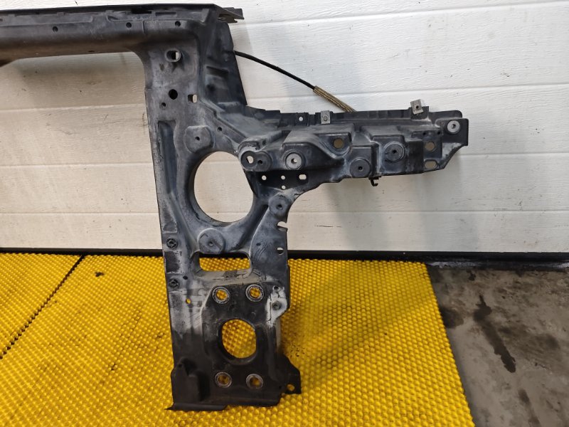 Панель передняя (Телевизор) Volkswagen Touareg 2003 7L6