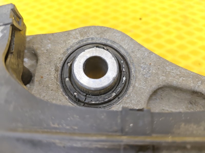 Рычаг задний Volkswagen Phaeton 2005 3D2