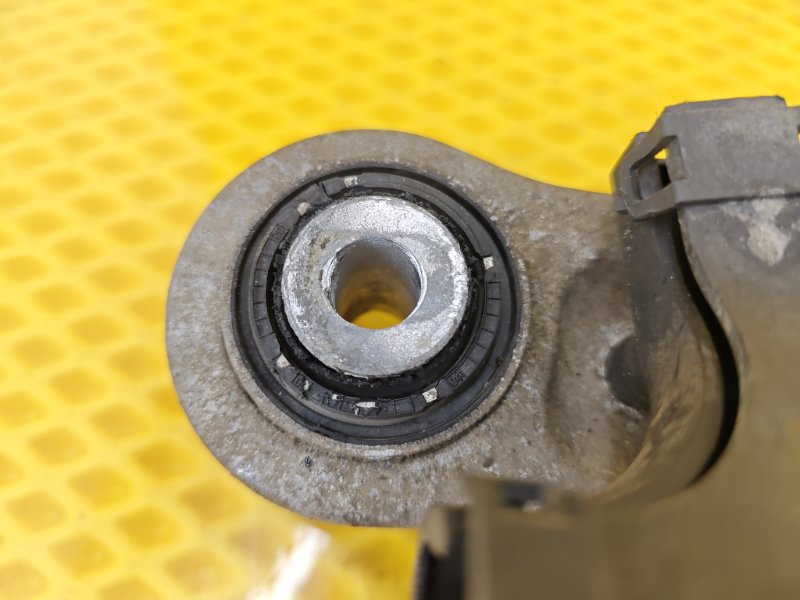 Рычаг задний Volkswagen Phaeton 2005 3D2