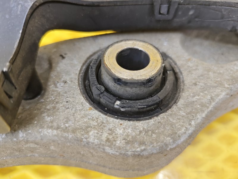 Рычаг задний Volkswagen Phaeton 2005 3D2